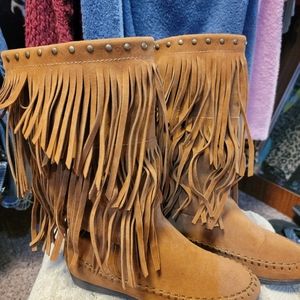 Suade moccasin boots